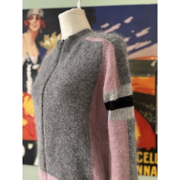 The Korner sweater - Picture 2 of 12